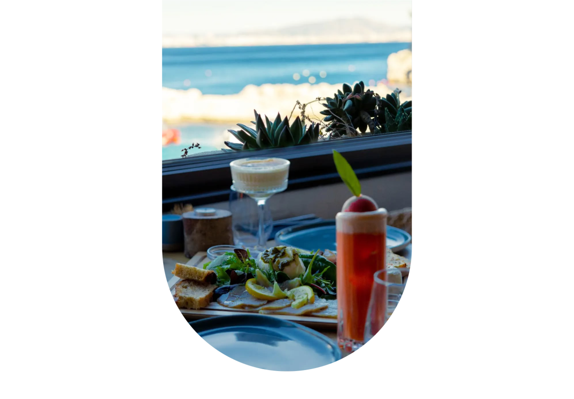 Le Restaurant - La Pergola - restaurant LE ROVE